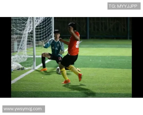 足球明星赛后采访精彩瞬间与球员心声分享